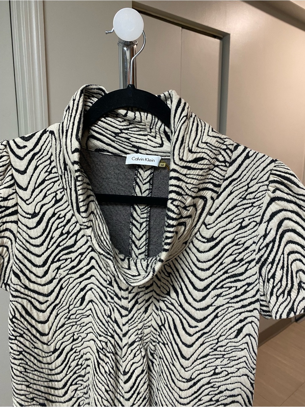 Calvin Klein Black and White Zebra Print Short Sleeve Dress - Picture 5 of 13